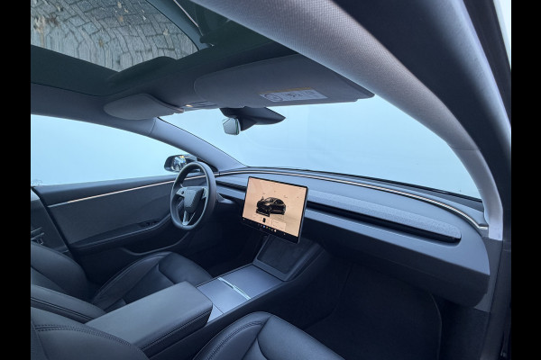 Tesla Model 3 RWD 60 kWh Pano Leer Stoelverw + Ventilatie Adap.Cruise Self-Drive Mogelijkheid Orig.NL!