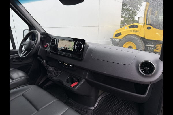 Mercedes-Benz Sprinter 317 1.9 CDI Widescreen 10.25inch Mercedes ME LED Climate Control Cruise Control Camera Carplay Navigatie Lederen stoelen Lucht g
