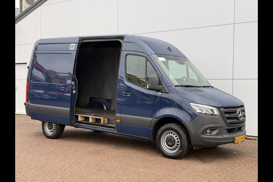Mercedes-Benz Sprinter 317 1.9 CDI Widescreen 10.25inch Mercedes ME LED Climate Control Cruise Control Camera Carplay Navigatie Lederen stoelen Lucht g