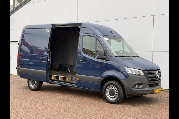 Mercedes-Benz Sprinter 317 1.9 CDI Widescreen 10.25inch Mercedes ME LED Climate Control Cruise Control Camera Carplay Navigatie Lederen stoelen Lucht g