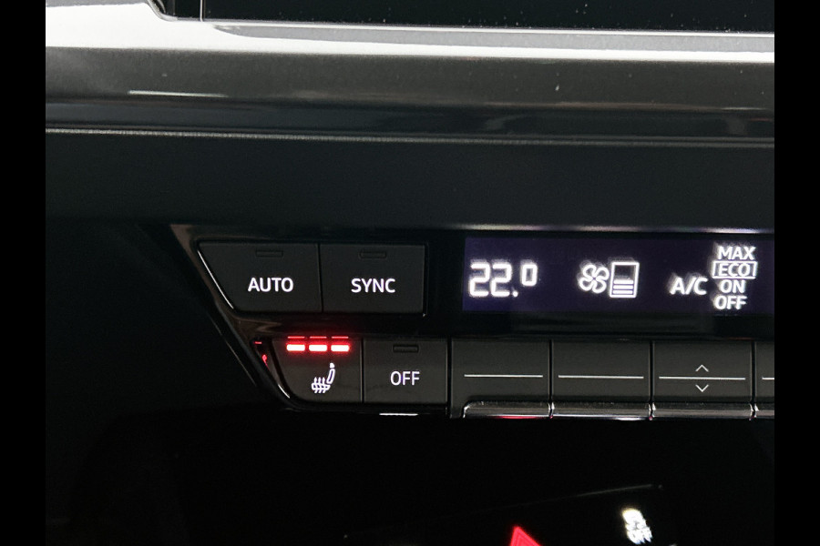 Audi Q4 50 e-tron SOH 90% Quattro Launch edition S-Line Competition 220KW / 77 kWh / Warmtepomp / Panoramadak / Leder-sport / Sonos Sound / Pdc+Camera / Apk 02-2028