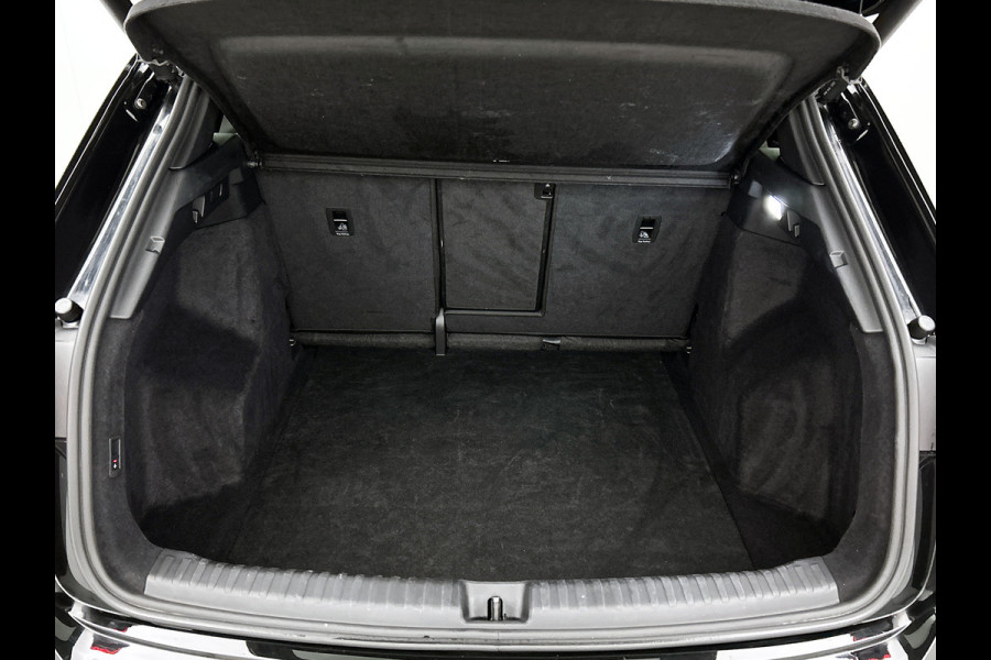 Audi Q4 50 e-tron SOH 90% Quattro Launch edition S-Line Competition 220KW / 77 kWh / Warmtepomp / Panoramadak / Leder-sport / Sonos Sound / Pdc+Camera / Apk 02-2028