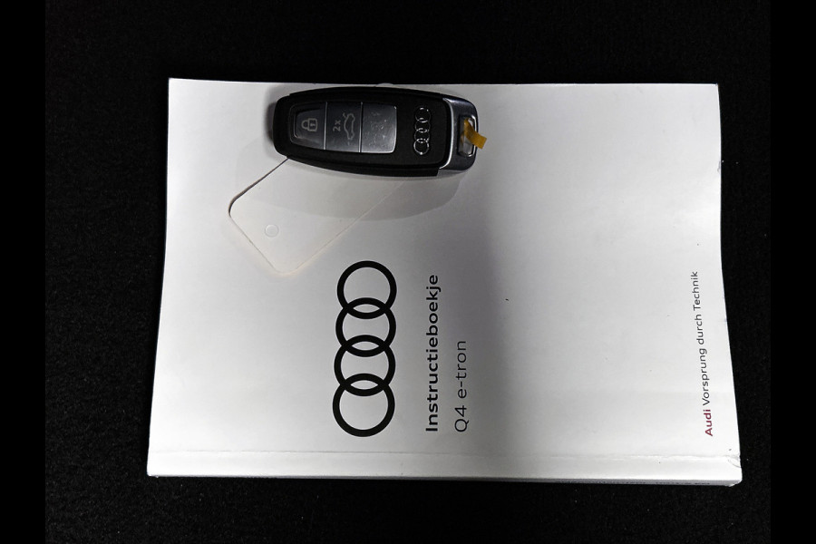 Audi Q4 50 e-tron SOH 90% Quattro Launch edition S-Line Competition 220KW / 77 kWh / Warmtepomp / Panoramadak / Leder-sport / Sonos Sound / Pdc+Camera / Apk 02-2028