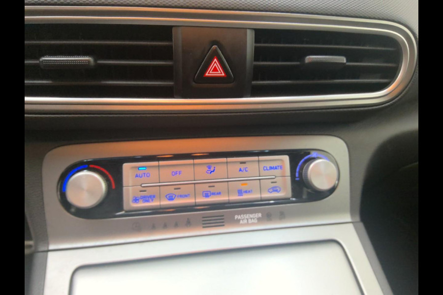 Hyundai Kona EV Limited 64 kWh | Nieuw binnen, meer foto's volgen! | SOH 98,9 % | Warmtepomp | Stoelverwarming & verkoeling | Navigatie | Stuurwielverwarming |