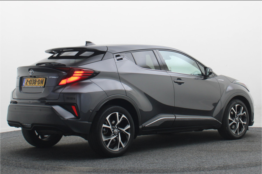 Toyota C-HR 1.8 Hybrid Style Two-Tone, Leer, Apple Carplay, Camera, JBL Sound, ACC, Keyless, 18"