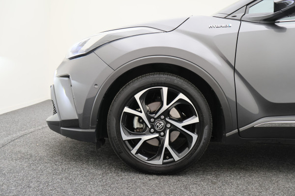 Toyota C-HR 1.8 Hybrid Style Two-Tone, Leer, Apple Carplay, Camera, JBL Sound, ACC, Keyless, 18"