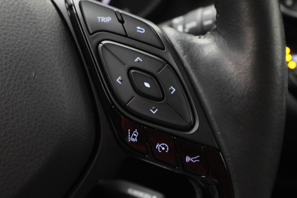 Toyota C-HR 1.8 Hybrid Style Two-Tone, Leer, Apple Carplay, Camera, JBL Sound, ACC, Keyless, 18"