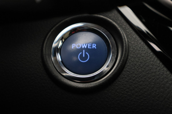 Toyota C-HR 1.8 Hybrid Style Two-Tone, Leer, Apple Carplay, Camera, JBL Sound, ACC, Keyless, 18"