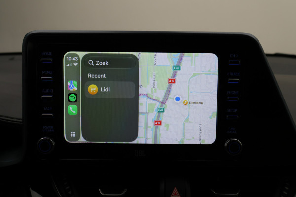 Toyota C-HR 1.8 Hybrid Style Two-Tone, Leer, Apple Carplay, Camera, JBL Sound, ACC, Keyless, 18"