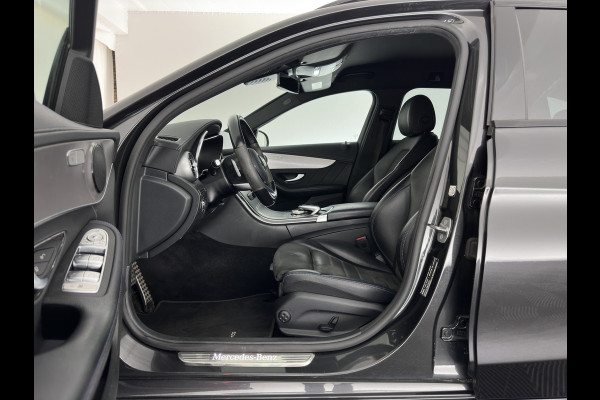 Mercedes-Benz C-Klasse Estate 300 e Business Solution AMG-Limited (Plug-in) {SoH-97%} (INCL-BTW) Aut. *LEATHER-ALCANTARA | MULTIBEAM-LED | NAVI-FULLMAP | TOPVIEW | DAB | CARPLAY | DIGI-COCKPIT | HEATED-SPORTSEATS | KEYLESS | PRIVACY-GLASS | SHIFTPADDLES | TOWBAR | 18"