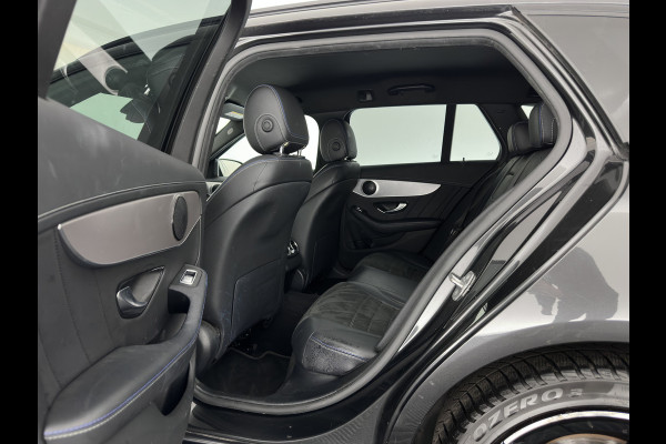 Mercedes-Benz C-Klasse Estate 300 e Business Solution AMG-Limited (Plug-in) {SoH-97%} (INCL-BTW) Aut. *LEATHER-ALCANTARA | MULTIBEAM-LED | NAVI-FULLMAP | TOPVIEW | DAB | CARPLAY | DIGI-COCKPIT | HEATED-SPORTSEATS | KEYLESS | PRIVACY-GLASS | SHIFTPADDLES | TOWBAR | 18"