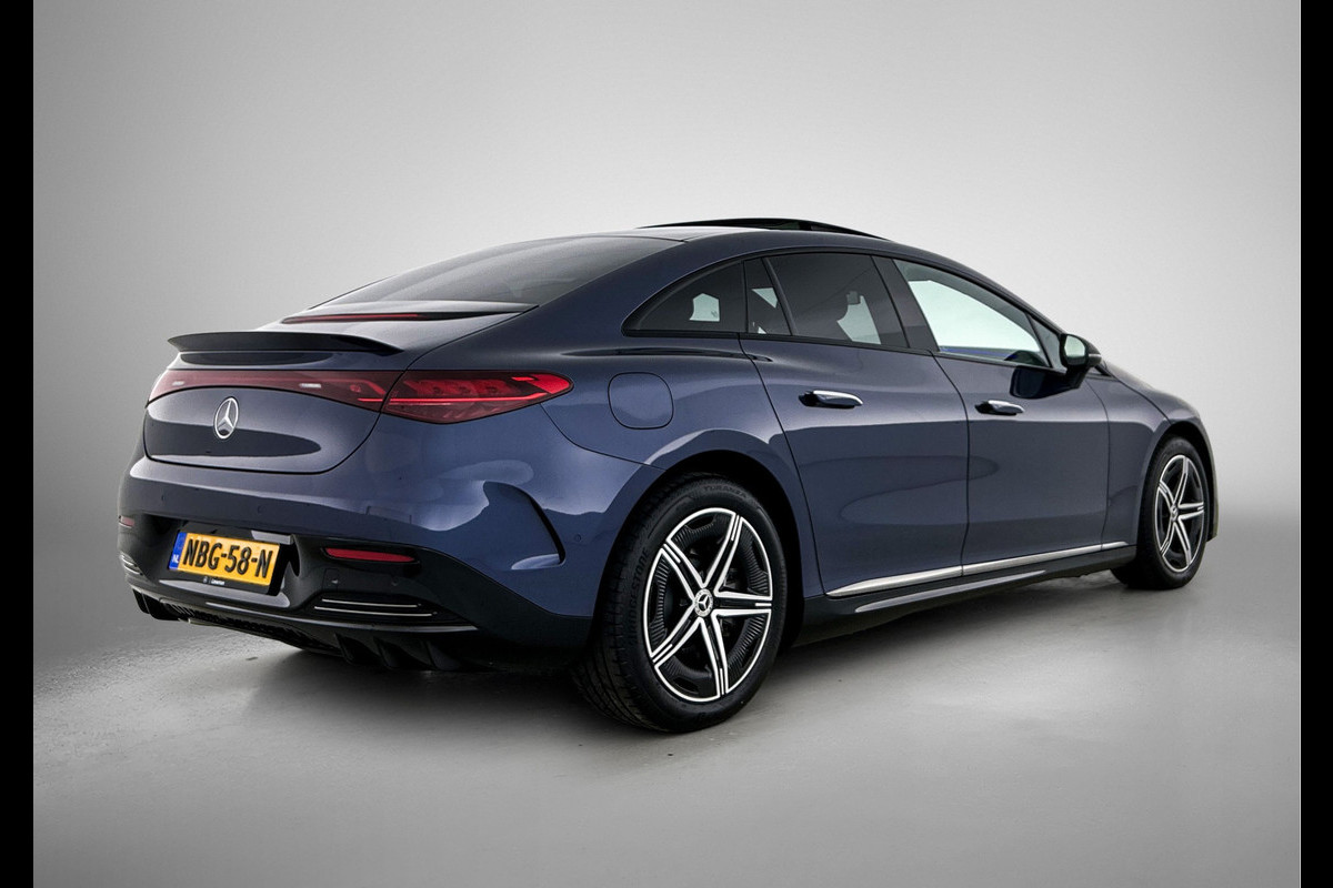 Mercedes-Benz EQE 300 AMG 90 kWh AMG Line | Night Pakket | Panorama Schuif-Kanteldak | Alarm | Sfeerverlichting | Stoelverwarming. Inclusief 24 maanden MB Certified garantie voor Europa.