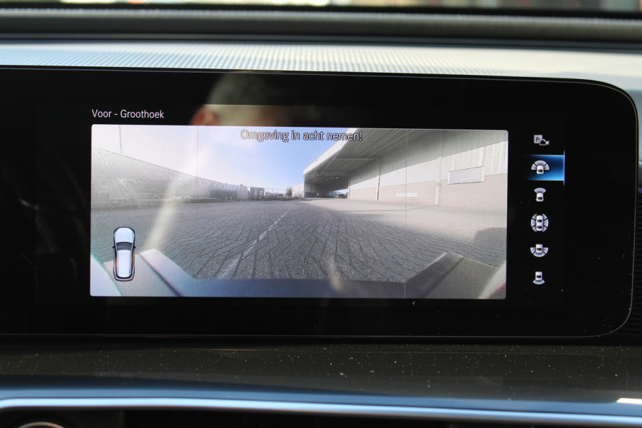 Mercedes-Benz EQC 400 4MATIC Premium Plus 80 kWh SOh 93% AMG LEER NAVI SCHUIFDAK 144000KM!!!