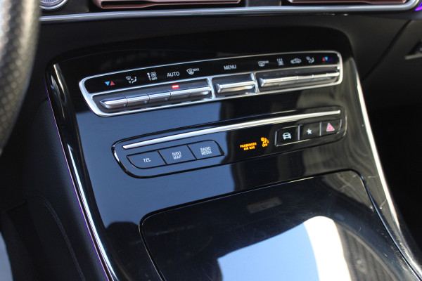 Mercedes-Benz EQC 400 4MATIC Premium Plus 80 kWh SOh 93% AMG LEER NAVI SCHUIFDAK 144000KM!!!