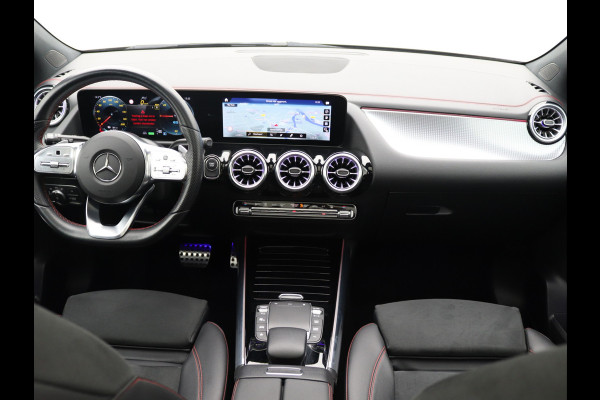 Mercedes-Benz EQA 250 AMG 67 kWh Pano, Memory, Distronic, Trekhaak