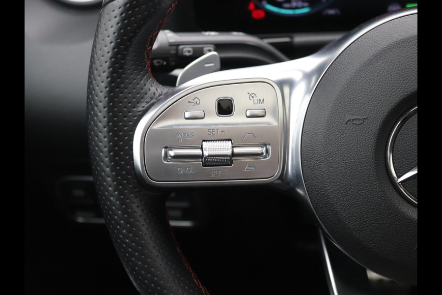 Mercedes-Benz EQA 250 AMG 67 kWh Pano, Memory, Distronic, Trekhaak