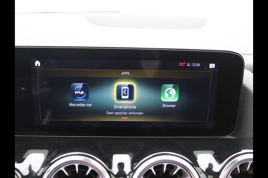 Mercedes-Benz EQA 250 AMG 67 kWh Pano, Memory, Distronic, Trekhaak