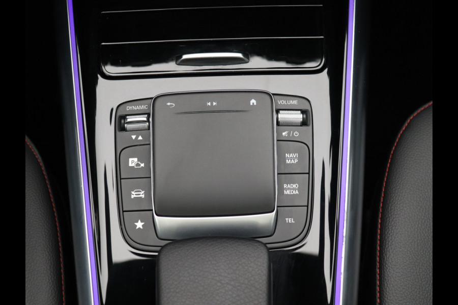 Mercedes-Benz EQA 250 AMG 67 kWh Pano, Memory, Distronic, Trekhaak
