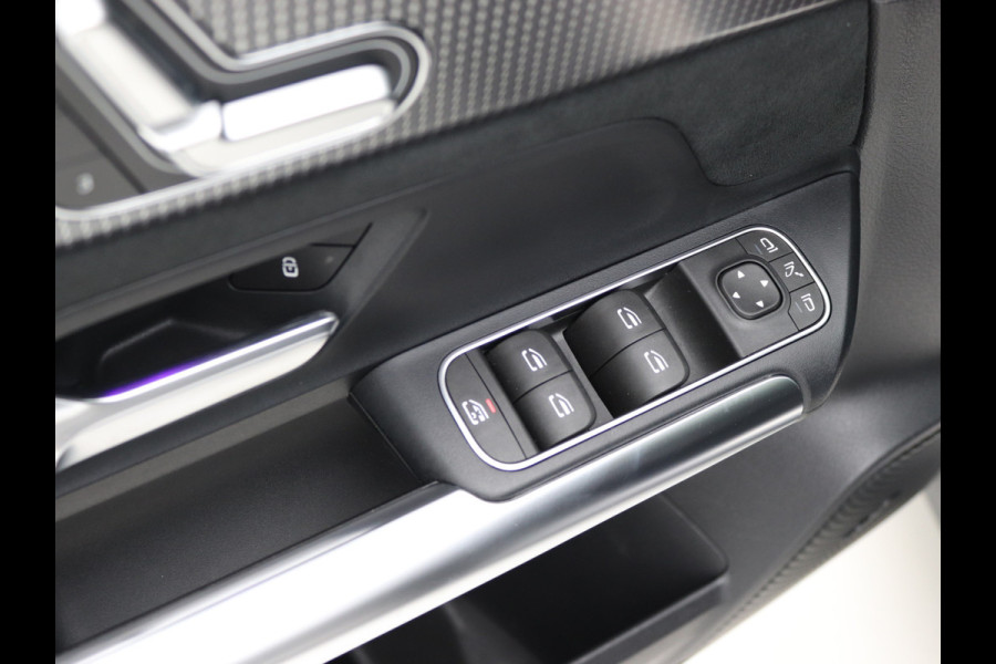 Mercedes-Benz EQA 250 AMG 67 kWh Pano, Memory, Distronic, Trekhaak