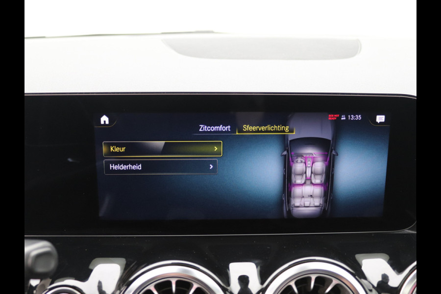 Mercedes-Benz EQA 250 AMG 67 kWh Pano, Memory, Distronic, Trekhaak