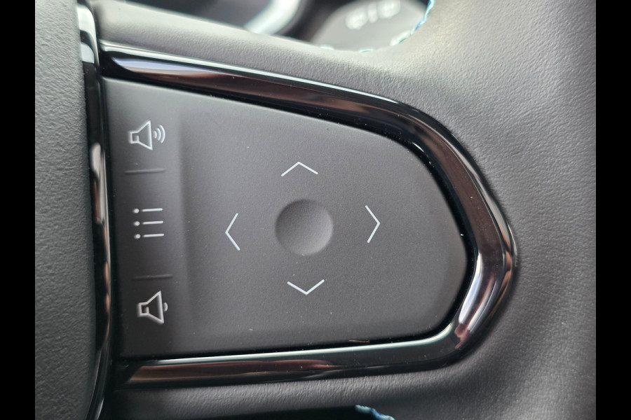 Lynk & Co 01 1.5 | PANO | 360 CAMERA | CARPLAY | FULL OPTION