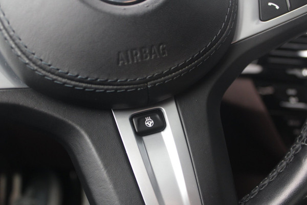 BMW 5 Serie 545e xDrive M-Sport | Pano | 360 | Laser | HK | ACC | Ventilatie | Soft close