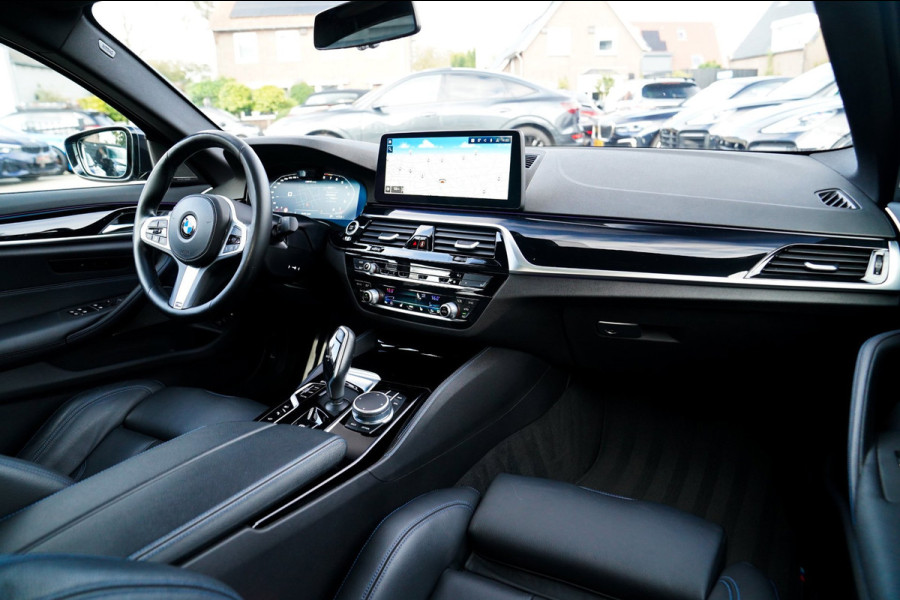 BMW 5 Serie 545e xDrive High Executive | Head Up Display | M-Kuipstoelen | Maxton-pakket | 360 Camera | harman/Kardon