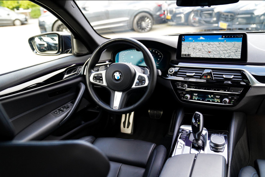BMW 5 Serie 545e xDrive High Executive | Head Up Display | M-Kuipstoelen | Maxton-pakket | 360 Camera | harman/Kardon