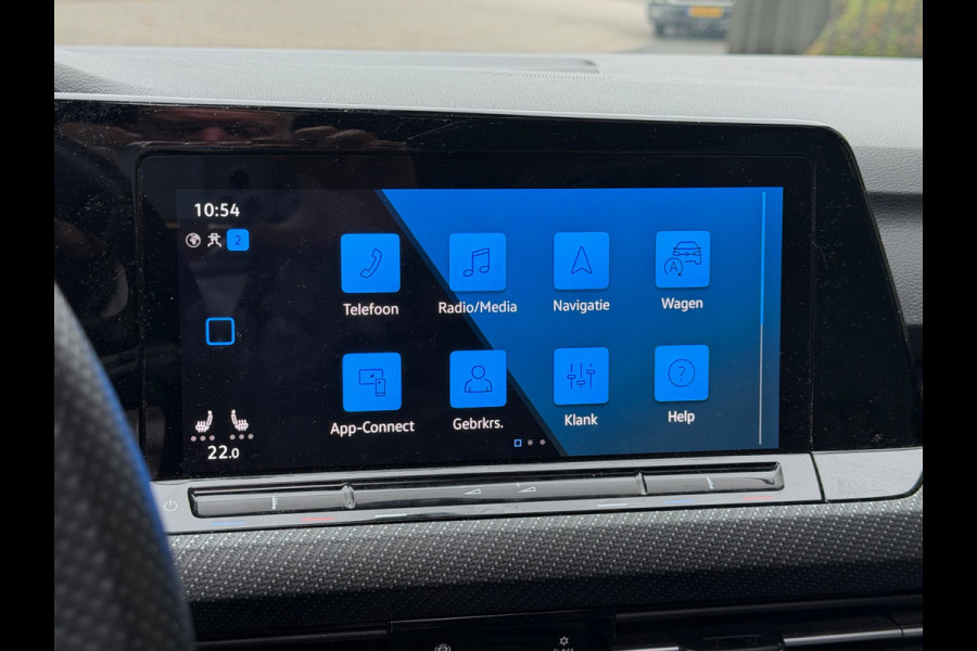 Volkswagen Golf 1.5 eTSI Automaat R-Line Business, panoramadak, sfeerverlichting, digitaal cockpit,stoelverwarming , vele opties