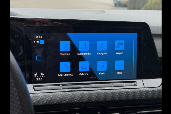 Volkswagen Golf 1.5 eTSI Automaat R-Line Business, panoramadak, sfeerverlichting, digitaal cockpit,stoelverwarming , vele opties