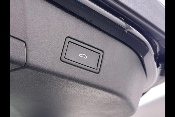Volkswagen ID.5 Pro 77 kWh PANORAMADAK | ADAPTIVE CRUISE CONTROL | 360° CAMERA | 92% SOH | STOEL VERWARMING | APPLE CARPLAY / ANDROID AUTO