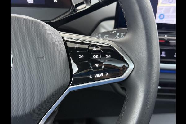 Volkswagen ID.5 Pro 77 kWh PANORAMADAK | ADAPTIVE CRUISE CONTROL | 360° CAMERA | 92% SOH | STOEL VERWARMING | APPLE CARPLAY / ANDROID AUTO