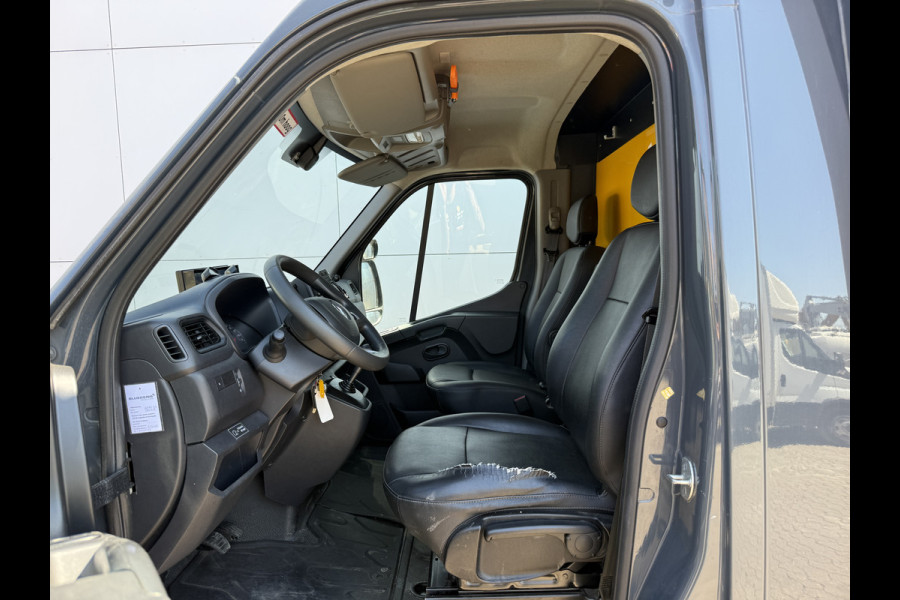 Renault Master Plancher T35 2.3 DCI 150PK Automaat Bakwagen Lowliner Plancher Airco Cruise Control Camera Foodtruck Meubelbak Paardenwagen