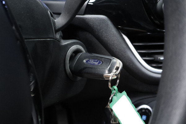 Ford Fiesta 1.1 Sport (APPLE CARPLAY,NAVI,LED,CRUISE,PDC,LANE ASSIST,ELEKTRISCH PAKKET,SPORTSTOELEN,LM VELGEN,NETTE STAAT)
