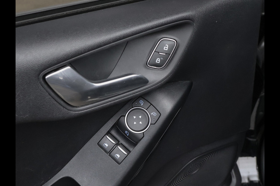 Ford Fiesta 1.1 Sport (APPLE CARPLAY,NAVI,LED,CRUISE,PDC,LANE ASSIST,ELEKTRISCH PAKKET,SPORTSTOELEN,LM VELGEN,NETTE STAAT)