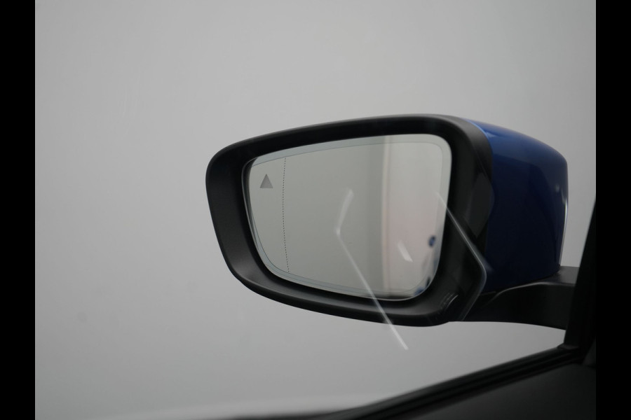 BMW 3-serie 320e Advantage PHEV 204pk Dealer O.H | SOH 87,2% | Head Up | Adaptive Cruise | Camera | Adaptief Onderstel | Laser LED | Lederen Sportstoelen Memory & Verwarmd | Apple Carplay | Blis | Virtual | Navigatie | DAB | 19"L.M |