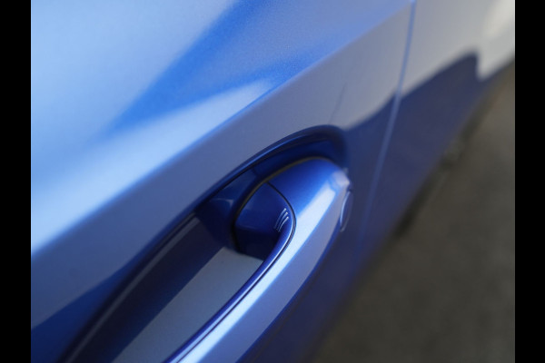 BMW 3-serie 320e Advantage PHEV 204pk Dealer O.H | SOH 87,2% | Head Up | Adaptive Cruise | Camera | Adaptief Onderstel | Laser LED | Lederen Sportstoelen Memory & Verwarmd | Apple Carplay | Blis | Virtual | Navigatie | DAB | 19"L.M |
