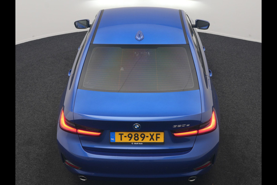BMW 3-serie 320e Advantage PHEV 204pk Dealer O.H | SOH 87,2% | Head Up | Adaptive Cruise | Camera | Adaptief Onderstel | Laser LED | Lederen Sportstoelen Memory & Verwarmd | Apple Carplay | Blis | Virtual | Navigatie | DAB | 19"L.M |