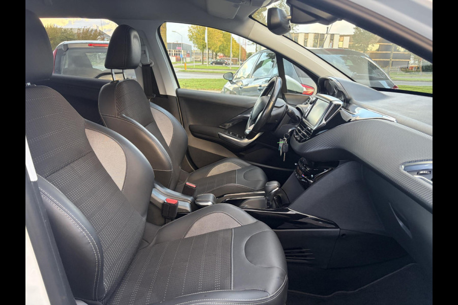 Peugeot 2008 1.2 PureTech Allure ✓Camera✓Navi✓Carplay✓Halfleder✓110pk✓Dealer Onderhouden✓Clima✓Cruise✓Pdc✓Lm velgen✓Automaat✓N.A.P✓Apk tot 03-2027