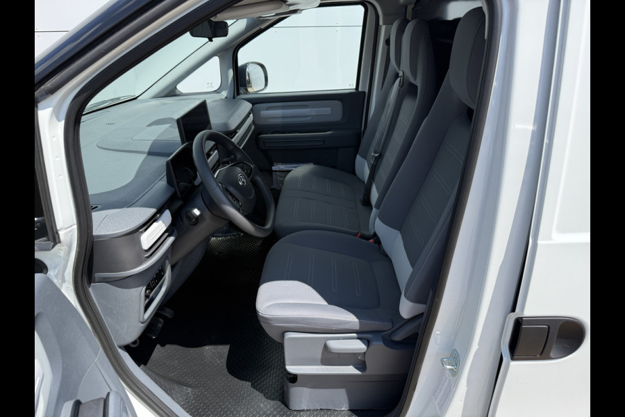 Maxus eDeliver 5 64kWh 163PK Elektrisch! L1H1 335KM WLTP 360° Camera Dubbele schuifdeuren Snelladen Climate control Cruise control Carplay Laadka