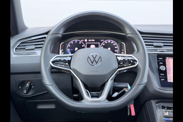 Volkswagen Tiguan 1.5 TSI R-Line Pano/Camera/Sfeer
