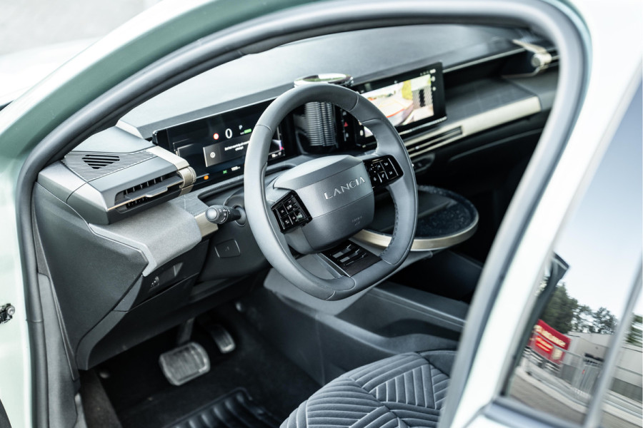 Lancia Ypsilon LX 54 kWh
