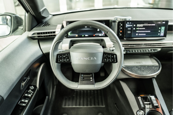 Lancia Ypsilon LX 51 kWh