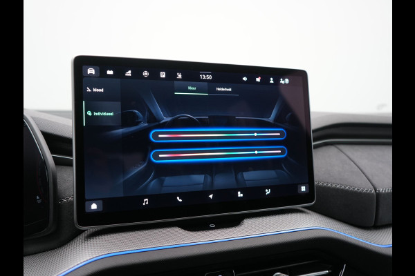 Škoda Kodiaq 1.5 TSI Sportline Business PHEV 204pk Dealer O.H | Panodak | Trekhaak Af Fabriek | Adaptive Cruise | Head Up | 360 Camera | Canton | Alcantara Sportstoelen Memory & Verwarmd | Stuur Verwarmd | Keyless | Sfeerverlichting | Apple Carplay | DAB | Navigatie | Virtual | 19"L.M | Plug In Hybrid |