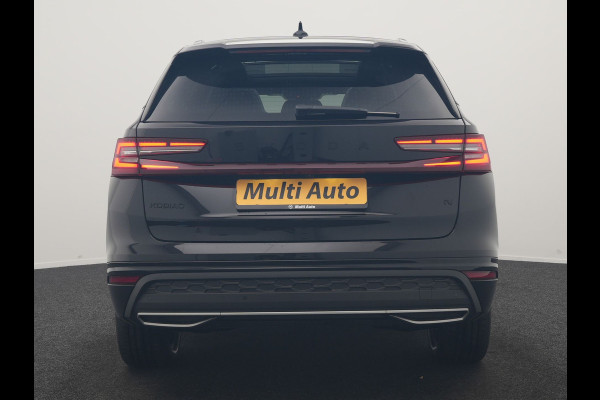 Škoda Kodiaq 1.5 TSI Sportline Business PHEV 204pk Dealer O.H | Panodak | Trekhaak Af Fabriek | Adaptive Cruise | Head Up | 360 Camera | Canton | Alcantara Sportstoelen Memory & Verwarmd | Stuur Verwarmd | Keyless | Sfeerverlichting | Apple Carplay | DAB | Navigatie | Virtual | 19"L.M | Plug In Hybrid |
