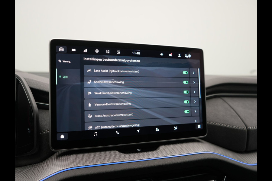 Škoda Kodiaq 1.5 TSI Sportline Business PHEV 204pk Dealer O.H | Panodak | Trekhaak Af Fabriek | Adaptive Cruise | Head Up | 360 Camera | Canton | Alcantara Sportstoelen Memory & Verwarmd | Stuur Verwarmd | Keyless | Sfeerverlichting | Apple Carplay | DAB | Navigatie | Virtual | 19"L.M | Plug In Hybrid |