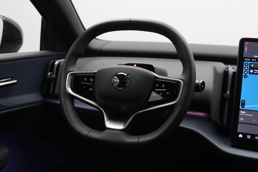 Volvo EX30 Twin Motor 428 PK Performance Ultra 69 kWh, SOH 95 %, Adap. Cruise Control, 360° Camera, Harman/Kardon