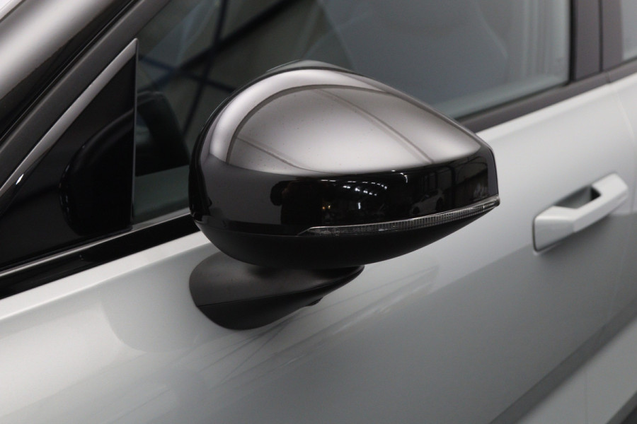 Volvo EX30 Twin Motor 428 PK Performance Ultra 69 kWh, SOH 95 %, Adap. Cruise Control, 360° Camera, Harman/Kardon