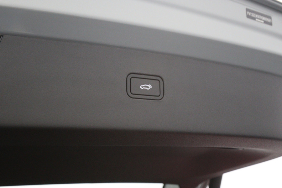 Volvo EX30 Twin Motor 428 PK Performance Ultra 69 kWh, SOH 95 %, Adap. Cruise Control, 360° Camera, Harman/Kardon