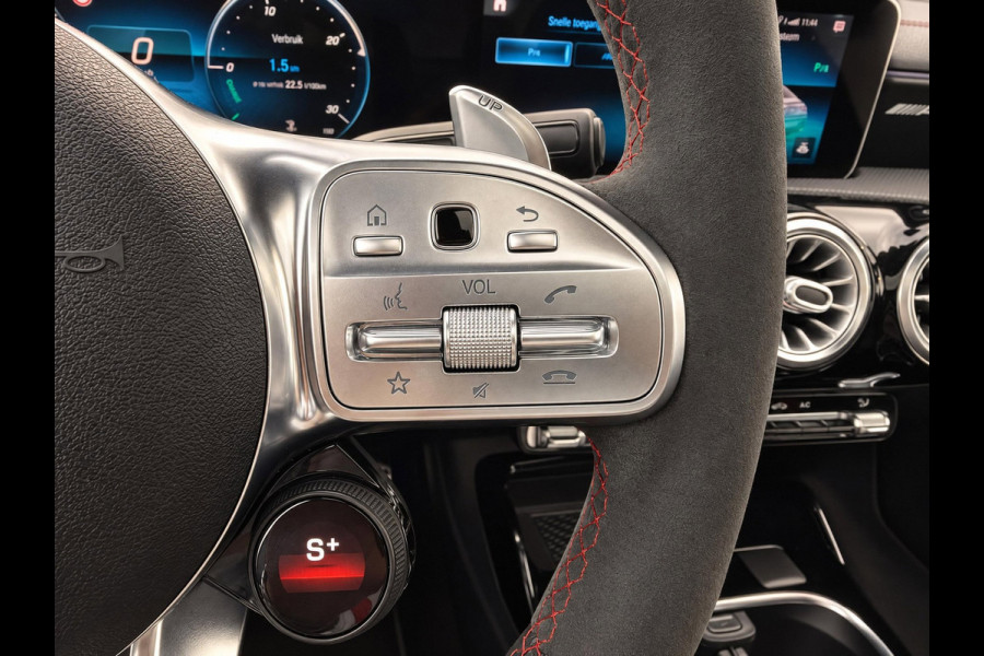 Mercedes-Benz CLA-Klasse AMG 45 S 421PK 4MATIC+ Premium Plus | Pano | Burmester | Kuipstoelen | Dealer Ond.